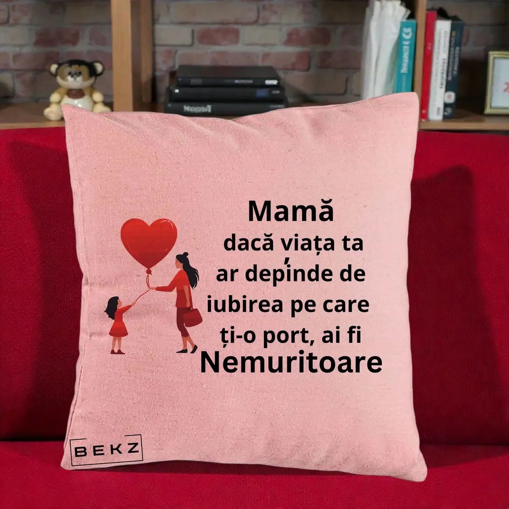 Cadou pentru Mama - Perna Personalizata Mama Nemuritoare cu Bebelus Kawaii, 40x40 cm, Roz, Husa Detasabila, Perna Inclusa, BEKZ®