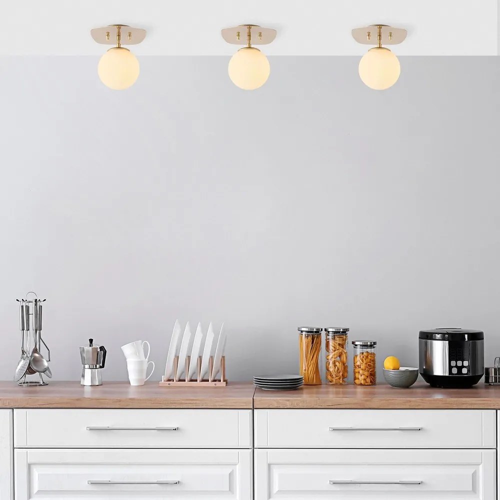 Plafonieră aurie cu abajur din sticlă 20x25 cm Well – Opviq lights