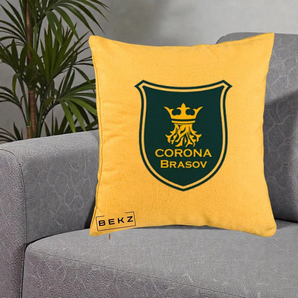 Perna Personalizata Corona Brasov Fotbal, 40x40 cm, Galben, Husa Detasabila, Perna Inclusa, BEKZ®