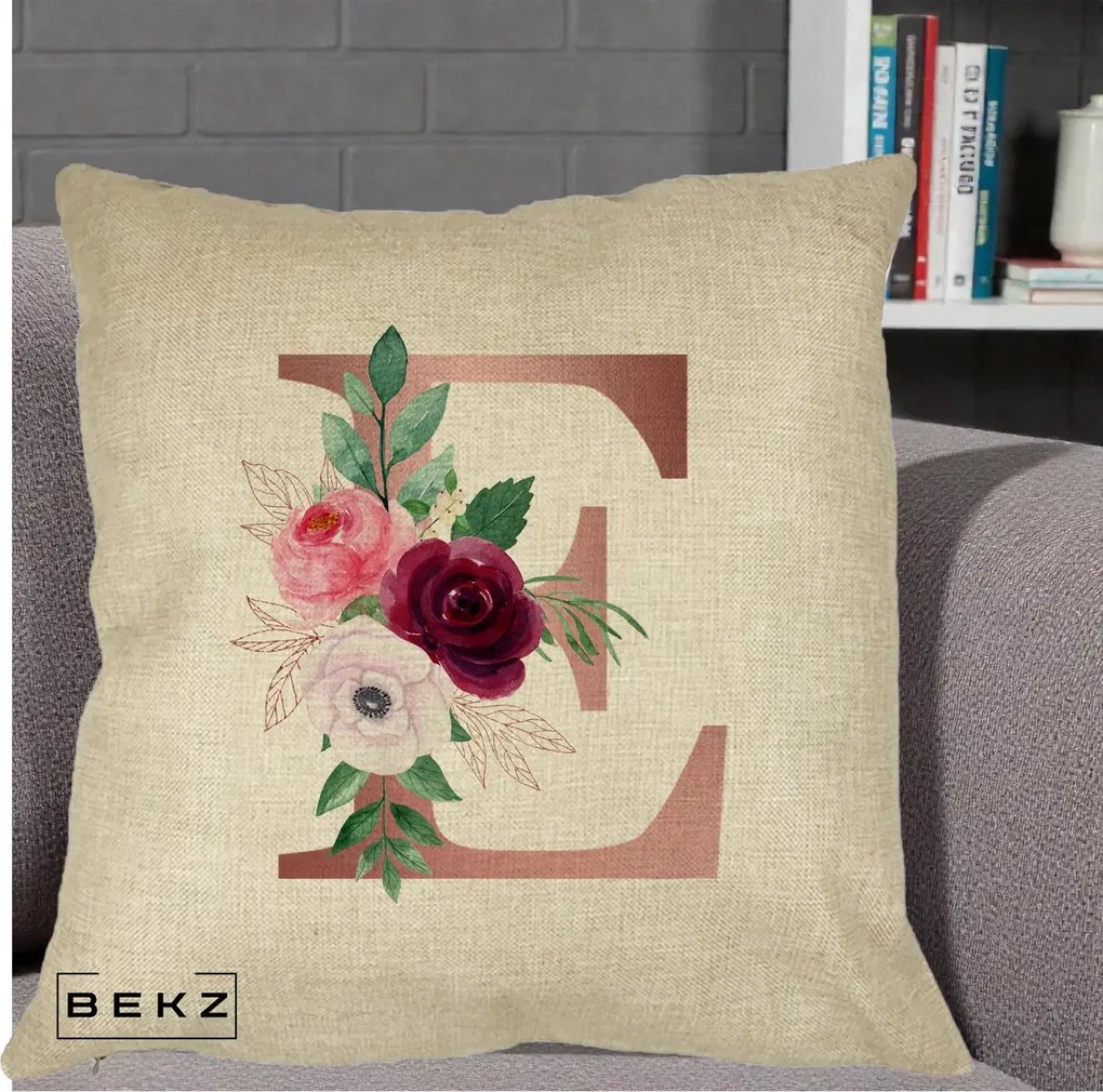 Cadou Personalizat - Perna Personalizata Monograma Rose Gold Litera E, 40x40 cm, Crem, Husa Detasabila, Perna Inclusa, BEKZ®