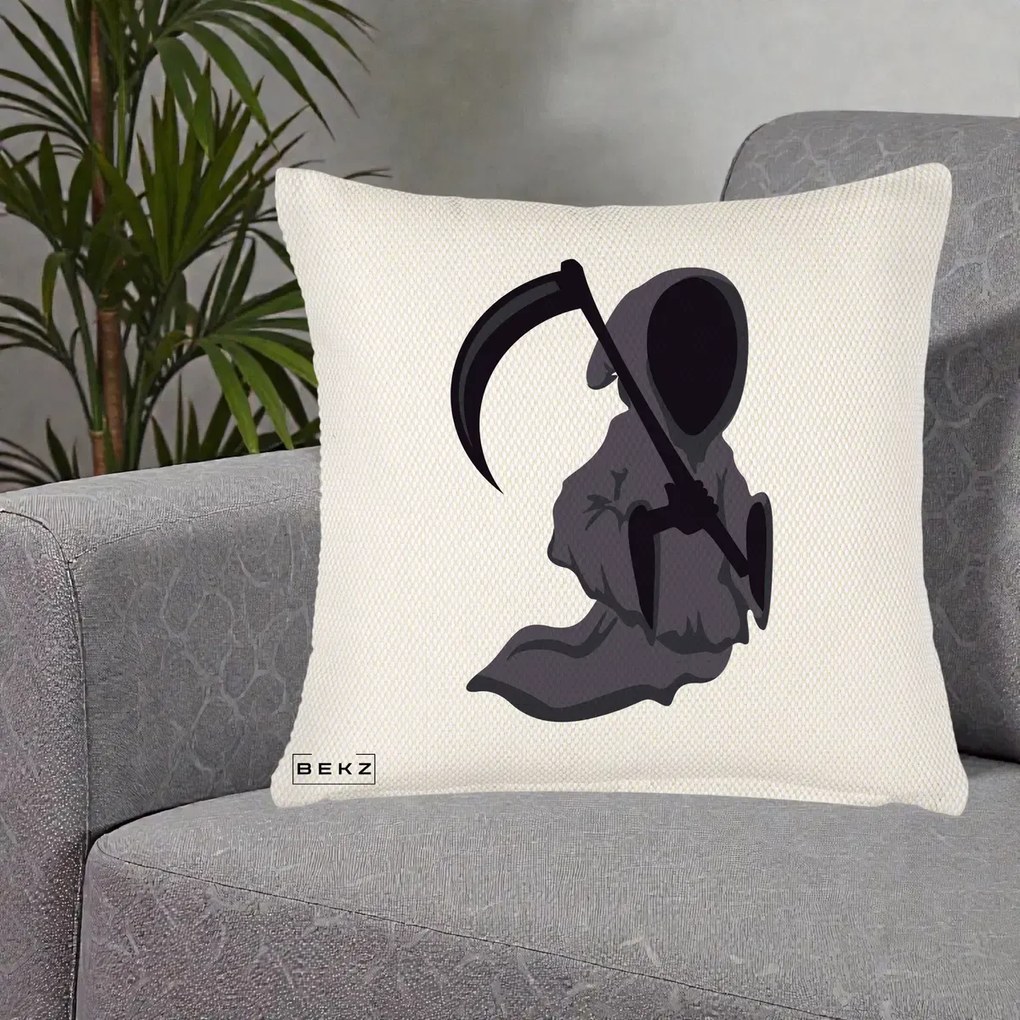 Perna Decorativa Moartea cu Coasa Grim Reaper Halloween, 40x40 cm, Crem Reliefat, Husa Detasabila, Perna Inclusa, BEKZ®