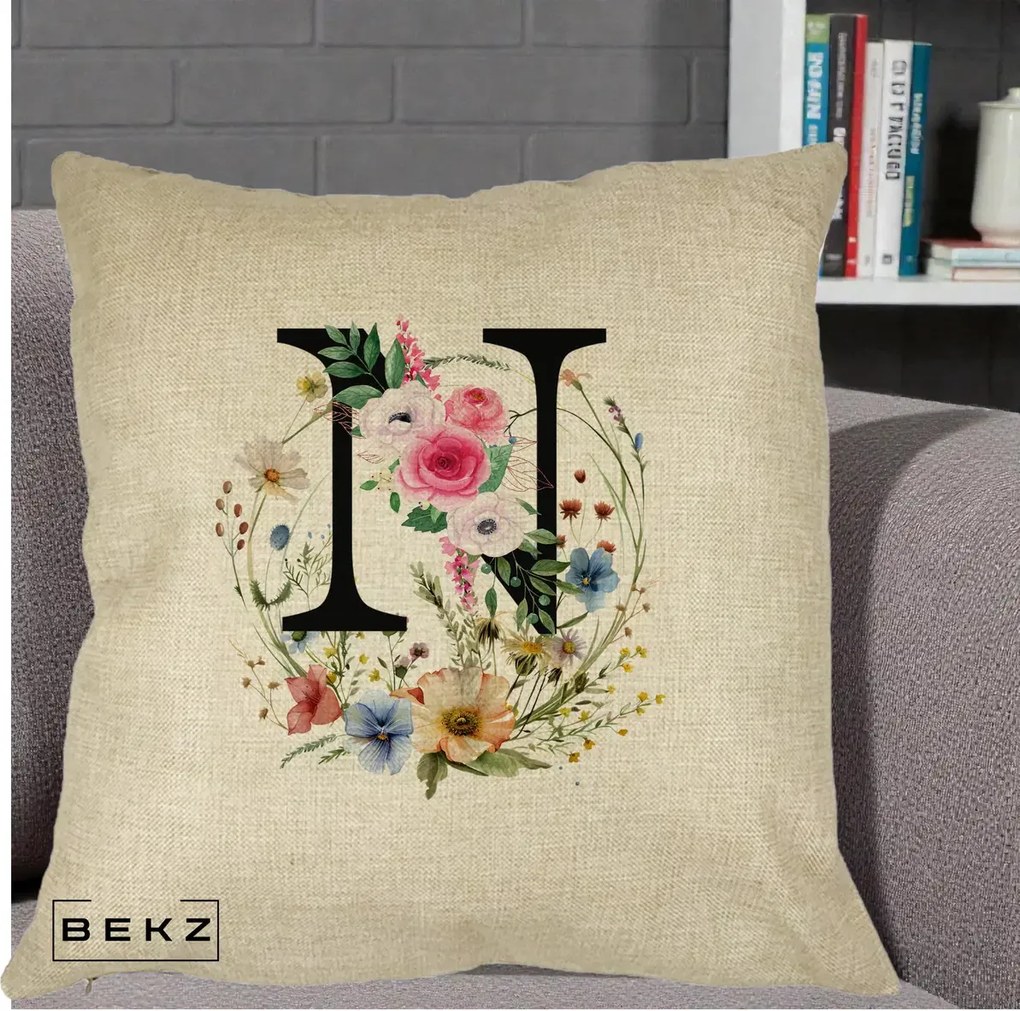 Cadou Personalizat - Perna Personalizata Monogram Litera N cu Flori Acuarela, 40x40 cm, Crem, Husa Detasabila, Perna Inclusa, BEKZ®