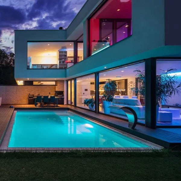 Bandă LED RGBW dimabilă pentru baie LED/12,5W/12V IP65 5m Wi-Fi Tuya