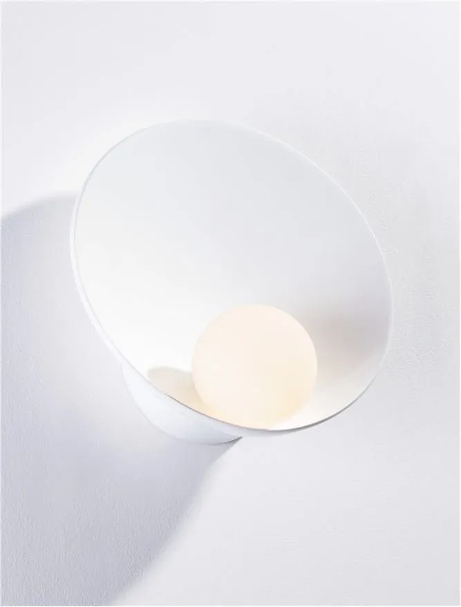 Aplica de perete design modern Minim alb