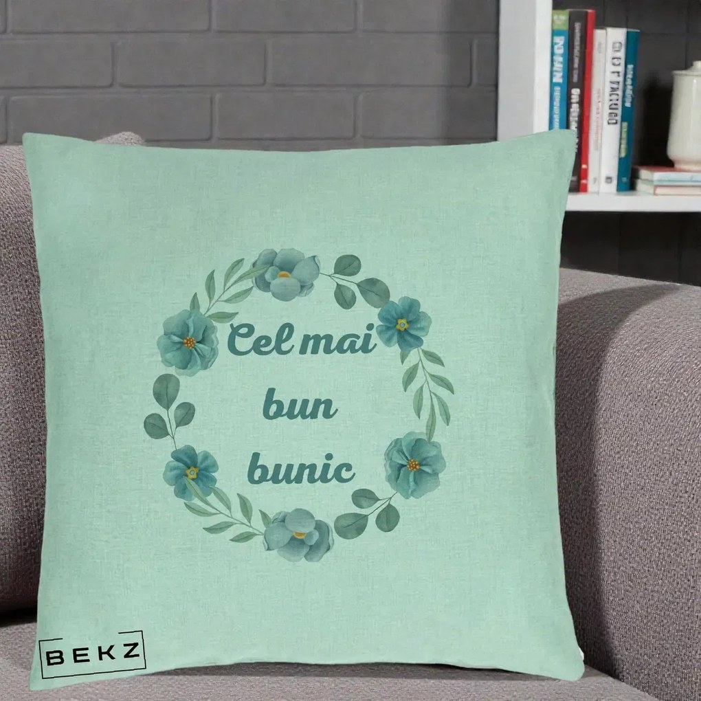 Cadou pentru Bunic - Perna Personalizata Cel Mai Bun Bunic Coronita Flori Albastre Teal, 40x40 cm, Verde Menta, Husa Detasabila, Perna Inclusa, BEKZ®