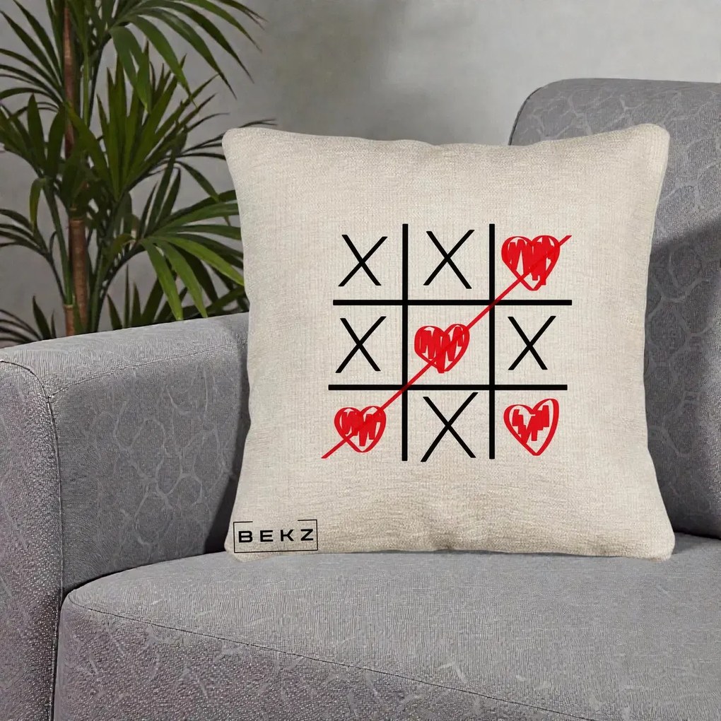 Cadou Romantic - Perna Personalizata Love Joc X si Inima cu Castigator Iubire, 40x40 cm, Bej Canapea, Husa Detasabila, Perna Inclusa, BEKZ®