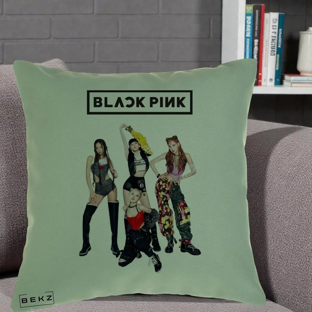 Perna Personalizata K-pop BLACKPINK Fotografie de Grup, 40x40 cm, Verde, Husa Detasabila, Perna Inclusa, BEKZ®