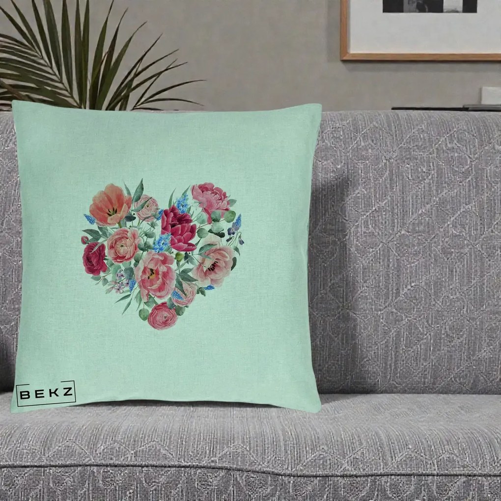 Perna Decorativa Inima din Bujori Acuarela, 40x40 cm, Verde Menta, Husa Detasabila, Perna Inclusa, BEKZ®