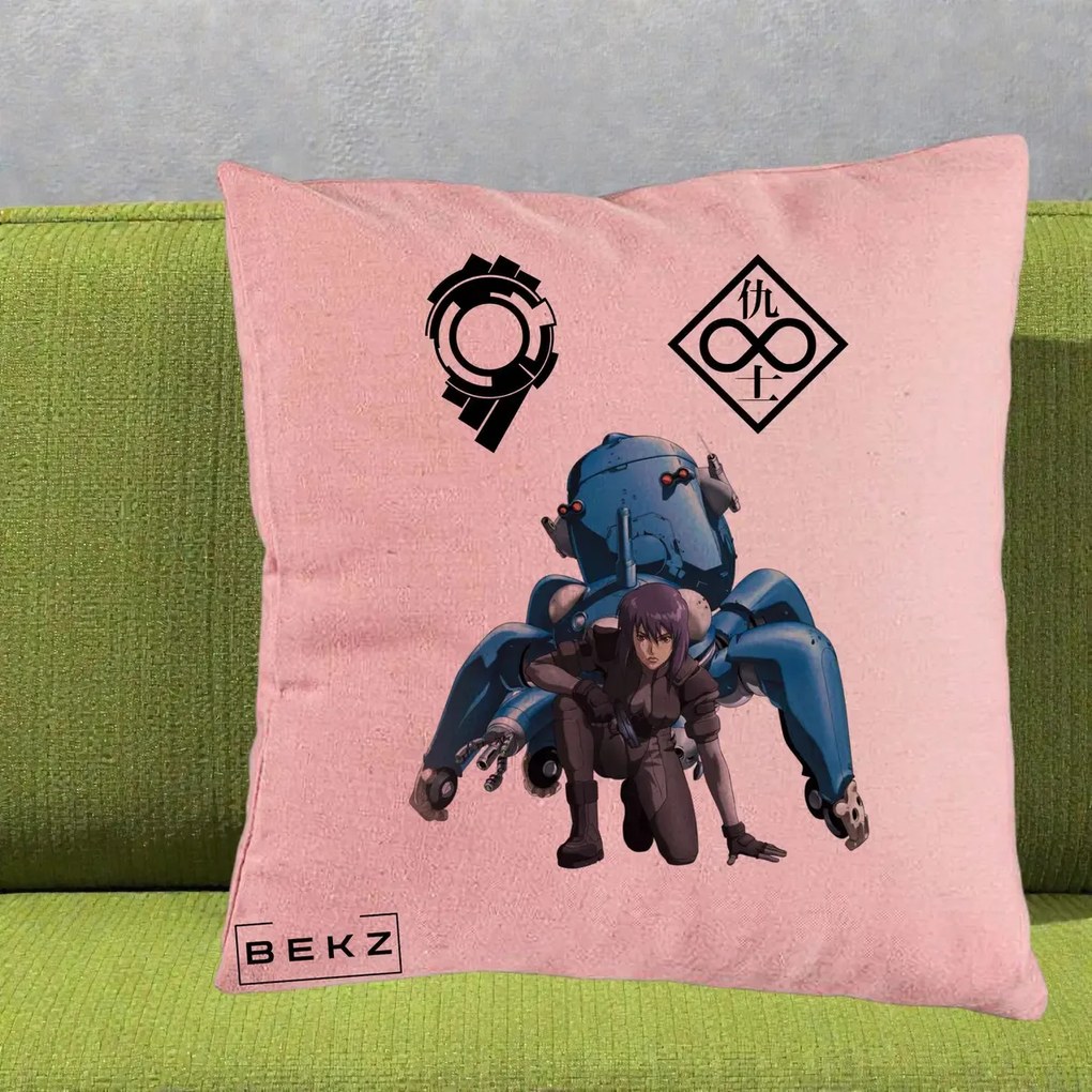 Perna Personalizata Ghost in the Shell Motoko si Tachikoma, 40x40 cm, Roz, Husa Detasabila, Perna Inclusa, BEKZ®