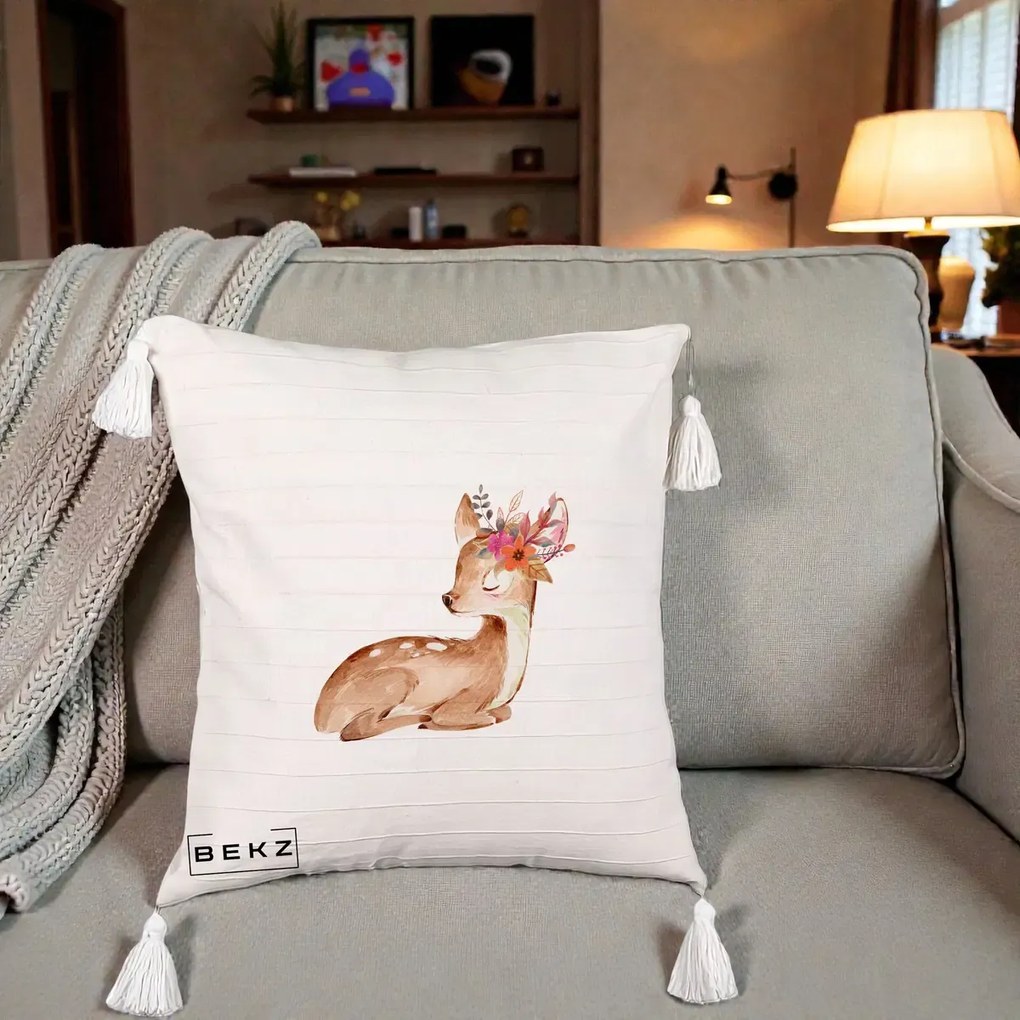 Perna Decorativa Caprioara cu Flori in Coama, 40x40 cm, Bej cu Franjuri, Husa Detasabila, Perna Inclusa, BEKZ®