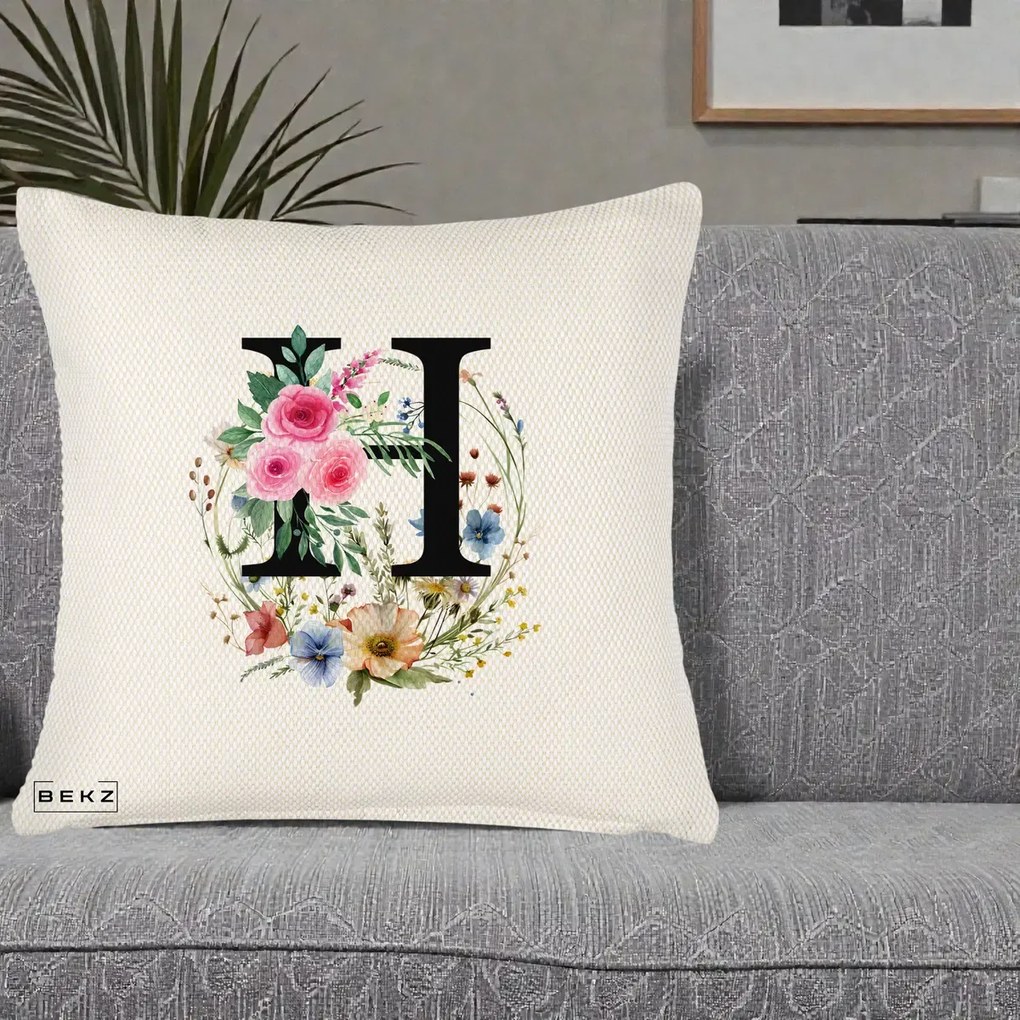 Cadou Personalizat - Perna Personalizata Monogram Litera H cu Flori Acuarela, 40x40 cm, Crem Reliefat, Husa Detasabila, Perna Inclusa, BEKZ®