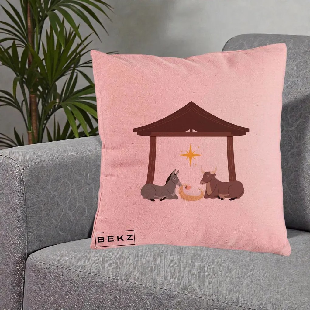 Perna Decorativa Ieslea din Betleem cu Iesle Asin si Bou, 40x40 cm, Roz, Husa Detasabila, Perna Inclusa, BEKZ®