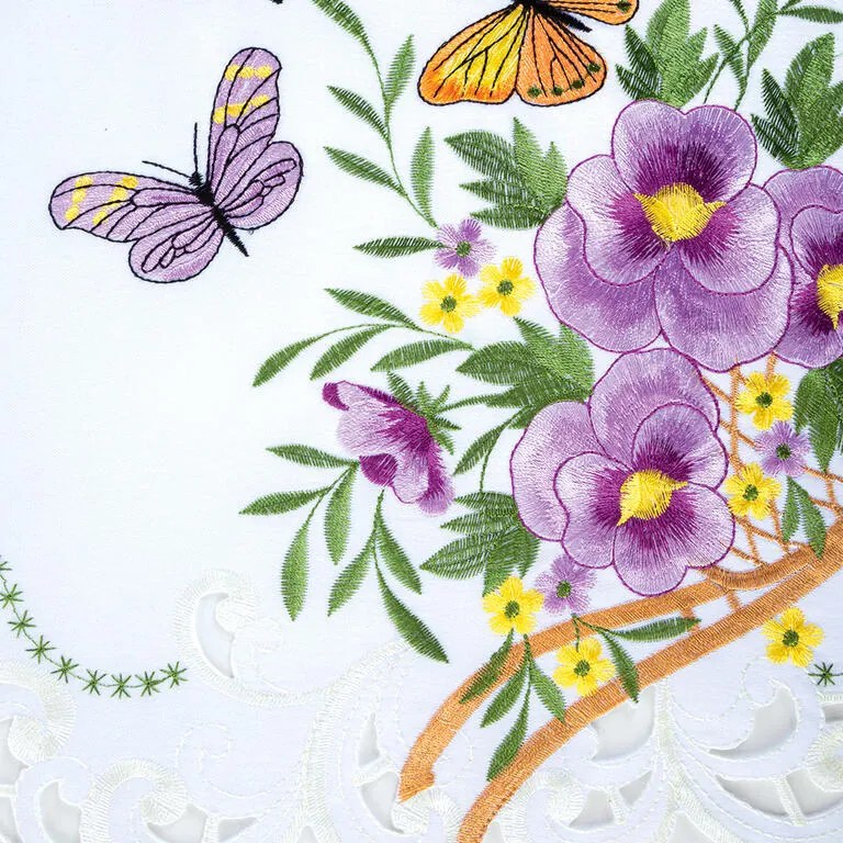 Față de masă brodată FLUTURI