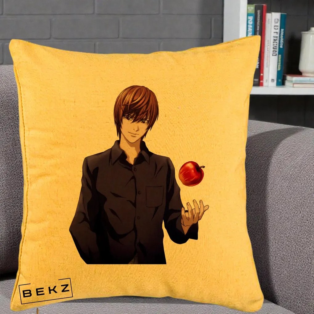 Perna Personalizata Death Note Light Yagami cu Mar, 40x40 cm, Galben, Husa Detasabila, Perna Inclusa, BEKZ®