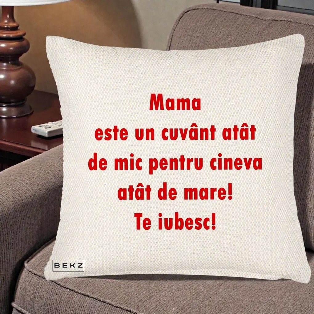 Cadou pentru Mama - Perna Personalizata Mama Cuvant Mic, 40x40 cm, Crem Reliefat, Husa Detasabila, Perna Inclusa, BEKZ®