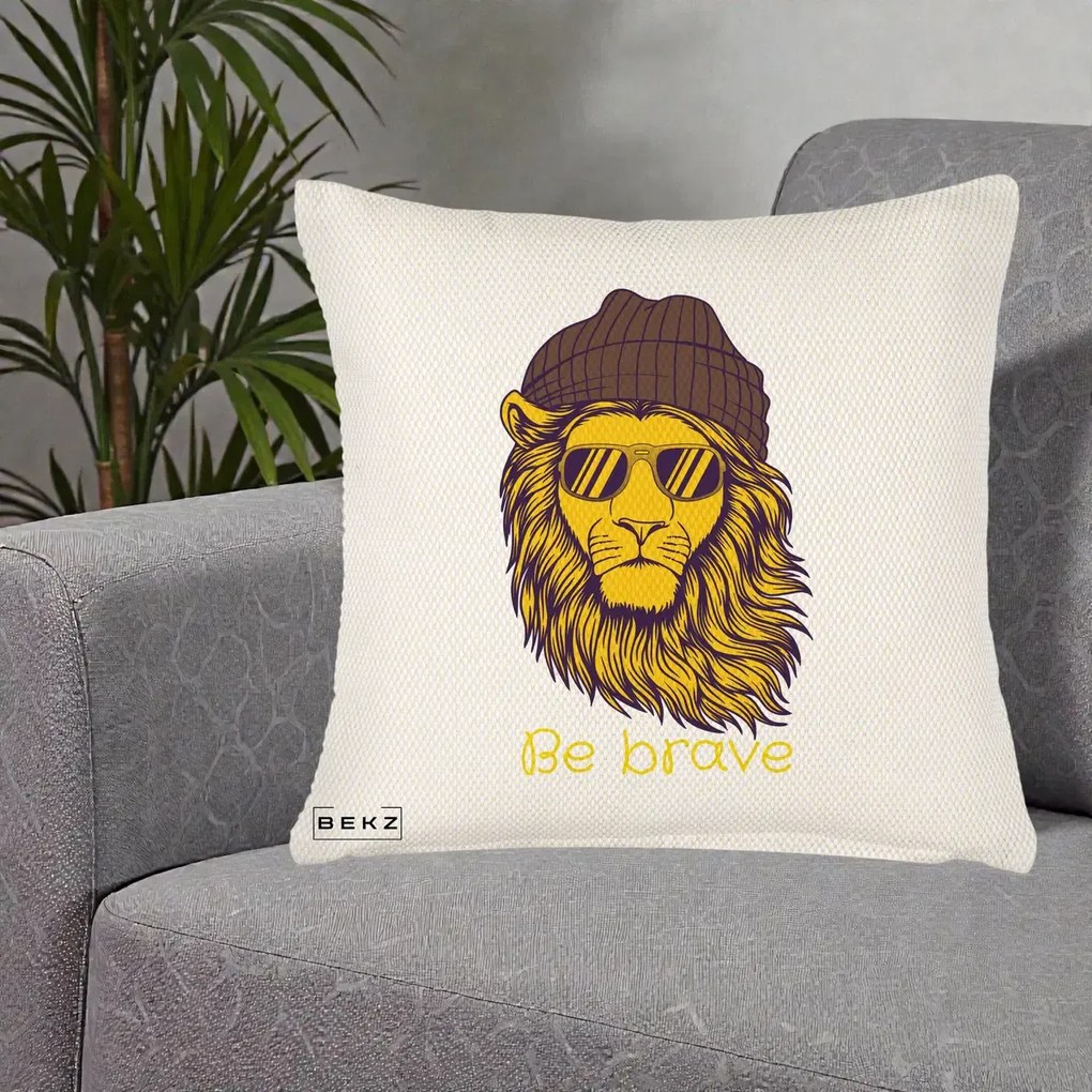 Perna Decorativa Leu Hipster Be Brave, 40x40 cm, Crem Reliefat, Husa Detasabila, Perna Inclusa, BEKZ®