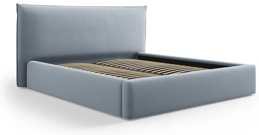 Pat matrimonial albastru deschis tapițat cu spațiu de depozitare cu somieră 160x200 cm Elio – Milo Casa