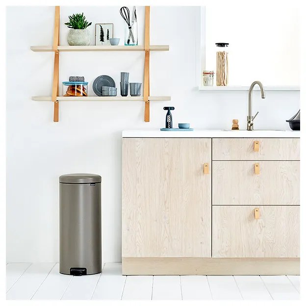 Cos cu pedala Brabantia NewIcon 649057, 30 L, Inchidere usoara, Baza antiderapanta, Gri