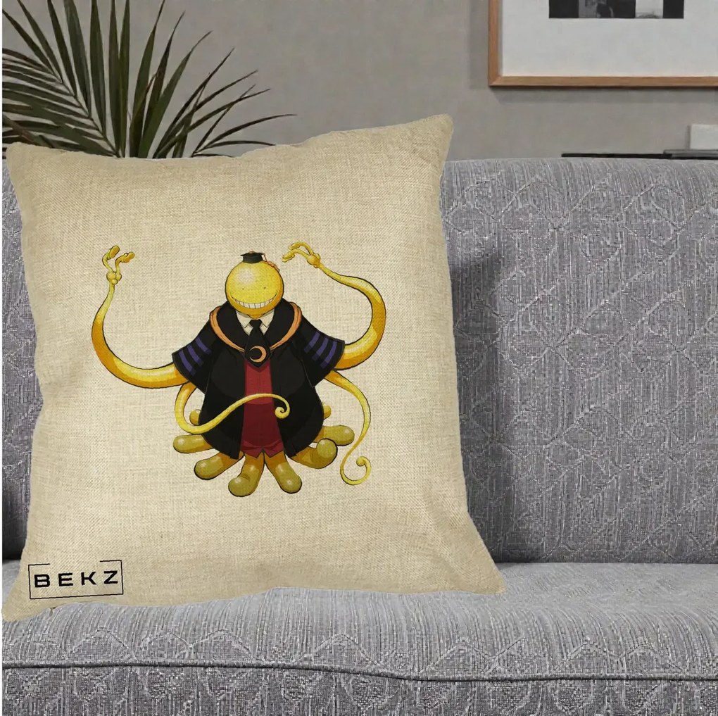 Perna Personalizata Assassination Classroom Koro-sensei, 40x40 cm, Crem, Husa Detasabila, Perna Inclusa, BEKZ®
