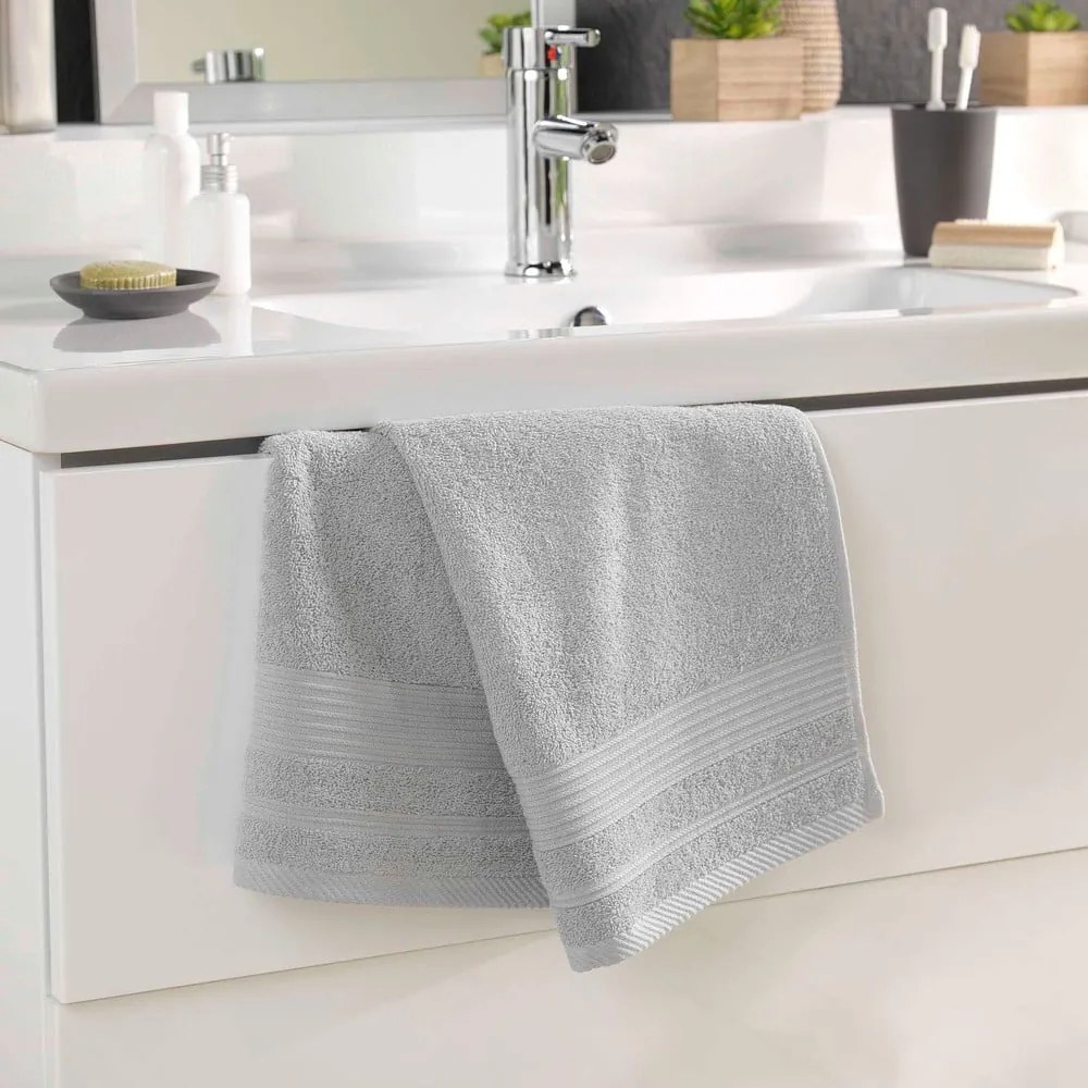 Prosop gri deschis din bumbac din frotir 50x90 cm Tendresse – douceur d'intérieur