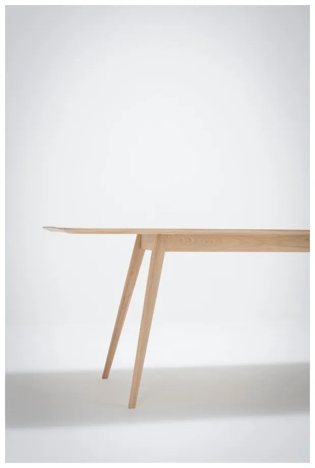 Masă cu structură din lemn masiv de stejar Gazzda Stafa, 220 x 90 cm