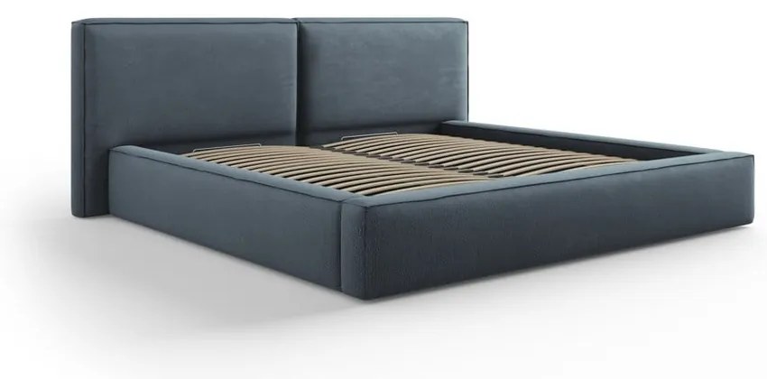 Pat matrimonial albastru închis tapițat cu spațiu de depozitare și somieră 140x200 cm Arendal – Cosmopolitan Design