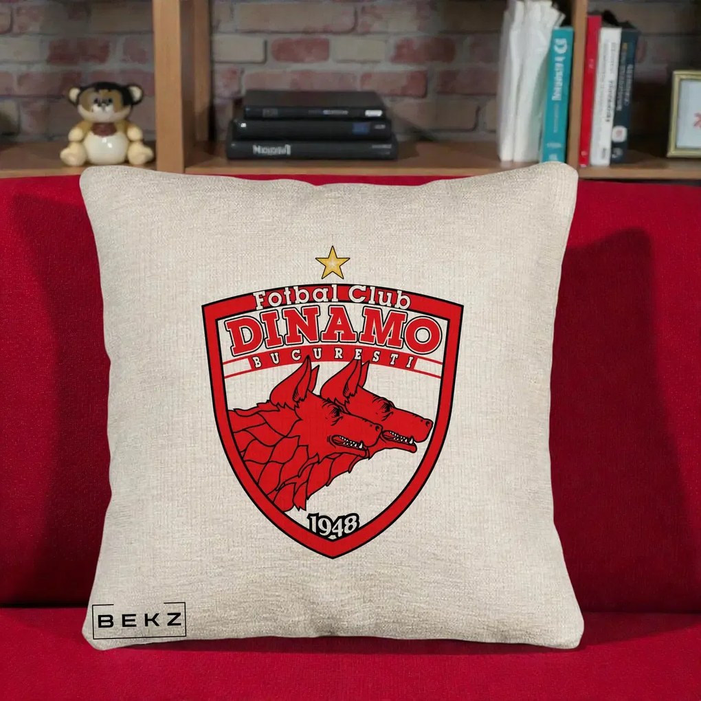 Perna Personalizata FC Dinamo Bucuresti 1948 Fotbal, 40x40 cm, Bej Canapea, Husa Detasabila, Perna Inclusa, BEKZ®