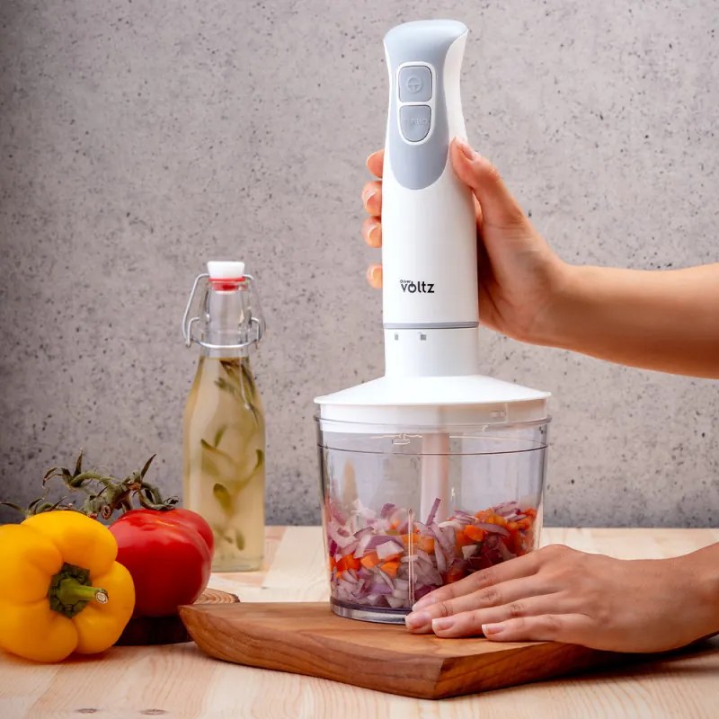 Robot de bucătărie, tocător și mixer 3 în 1 Oliver Voltz OV51112NSC, 600 W, 700 ml, 2 viteze, lamă și accesoriu de amestecare din oțel inoxidabil, alb