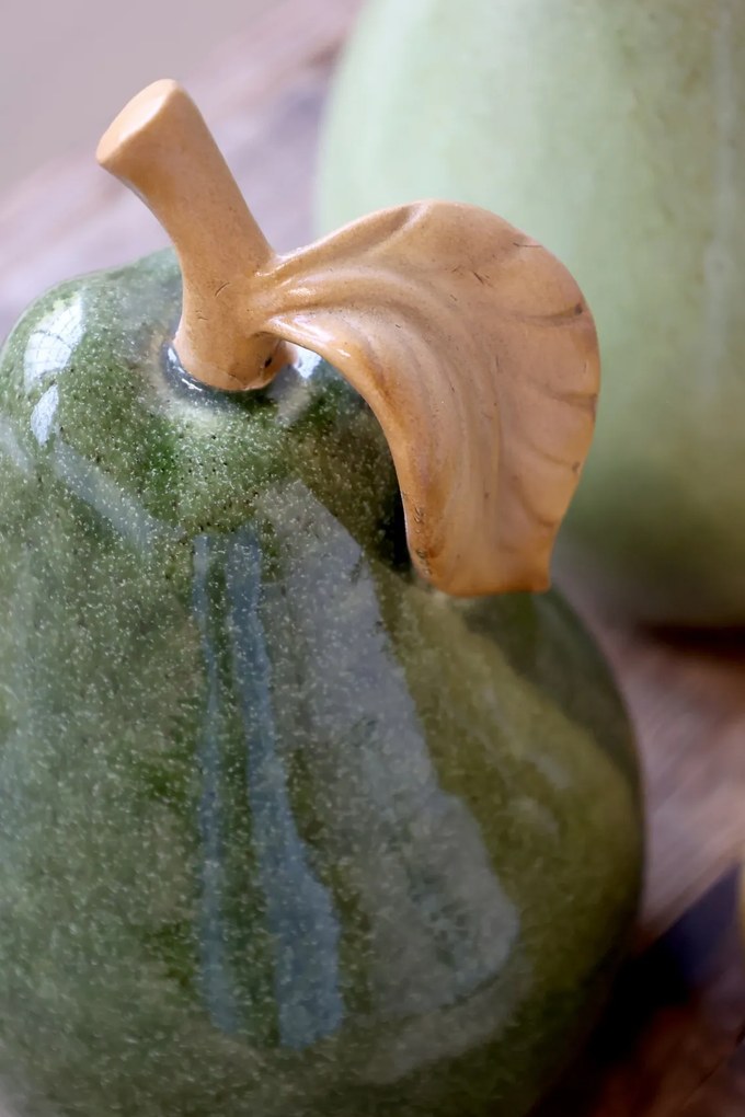 Decorațiune din ceramică în formă de pară verde închis, H23 cm, Ø14 cm