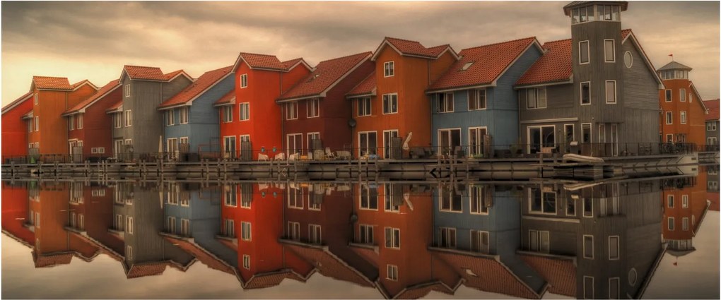 Tablou cu căsuțele colorate (120x50 cm)