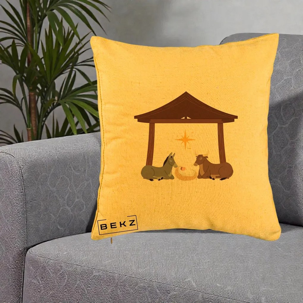 Perna Decorativa Ieslea din Betleem cu Iesle Asin si Bou, 40x40 cm, Galben, Husa Detasabila, Perna Inclusa, BEKZ®