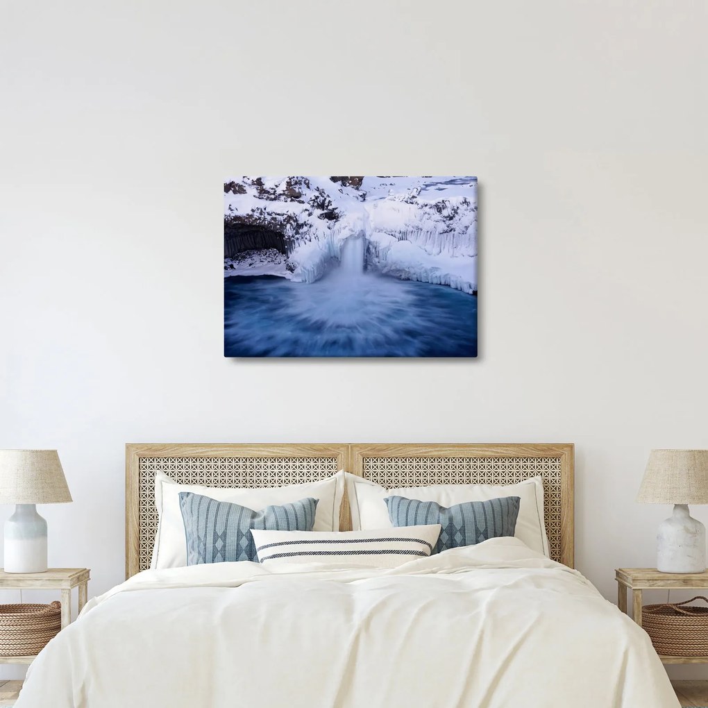 Tablou cu cascadele iarna (70x50 cm)