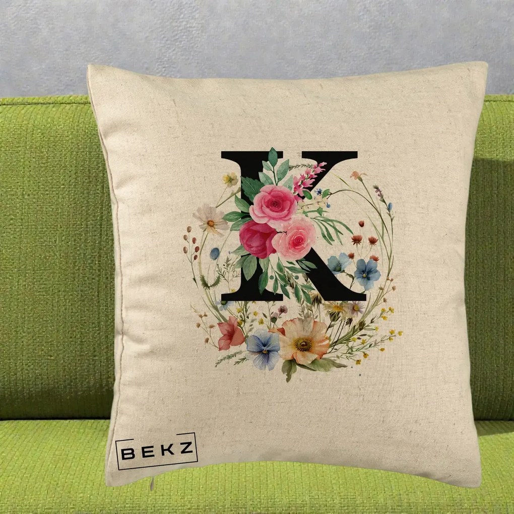 Cadou Personalizat - Perna Personalizata Monogram Litera K cu Flori Acuarela, 40x40 cm, Bej, Husa Detasabila, Perna Inclusa, BEKZ®
