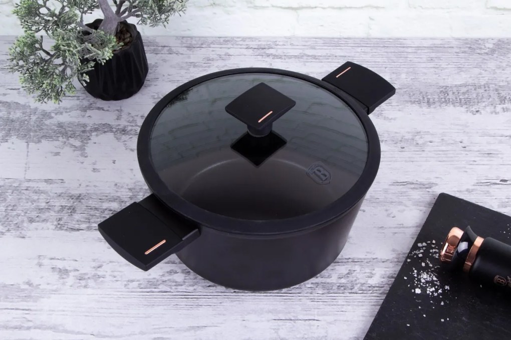 Oală cu capac 24 cm, 4.5 L Berlinger Haus BH 7087, Monaco Collection, strat de titan, curățare ușoară, elegantă