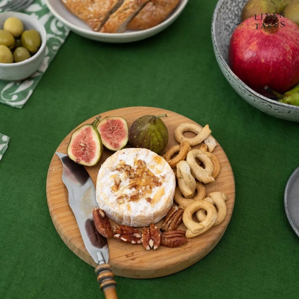 Față de masă din in 140x200 cm True Green – Linen Tales