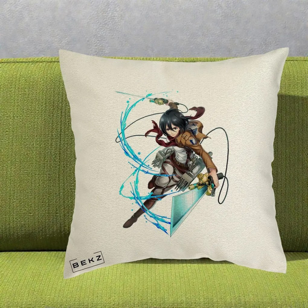 Perna Personalizata Attack on Titan Mikasa Ackerman Lupta, 40x40 cm, Ecru, Husa Detasabila, Perna Inclusa, BEKZ®