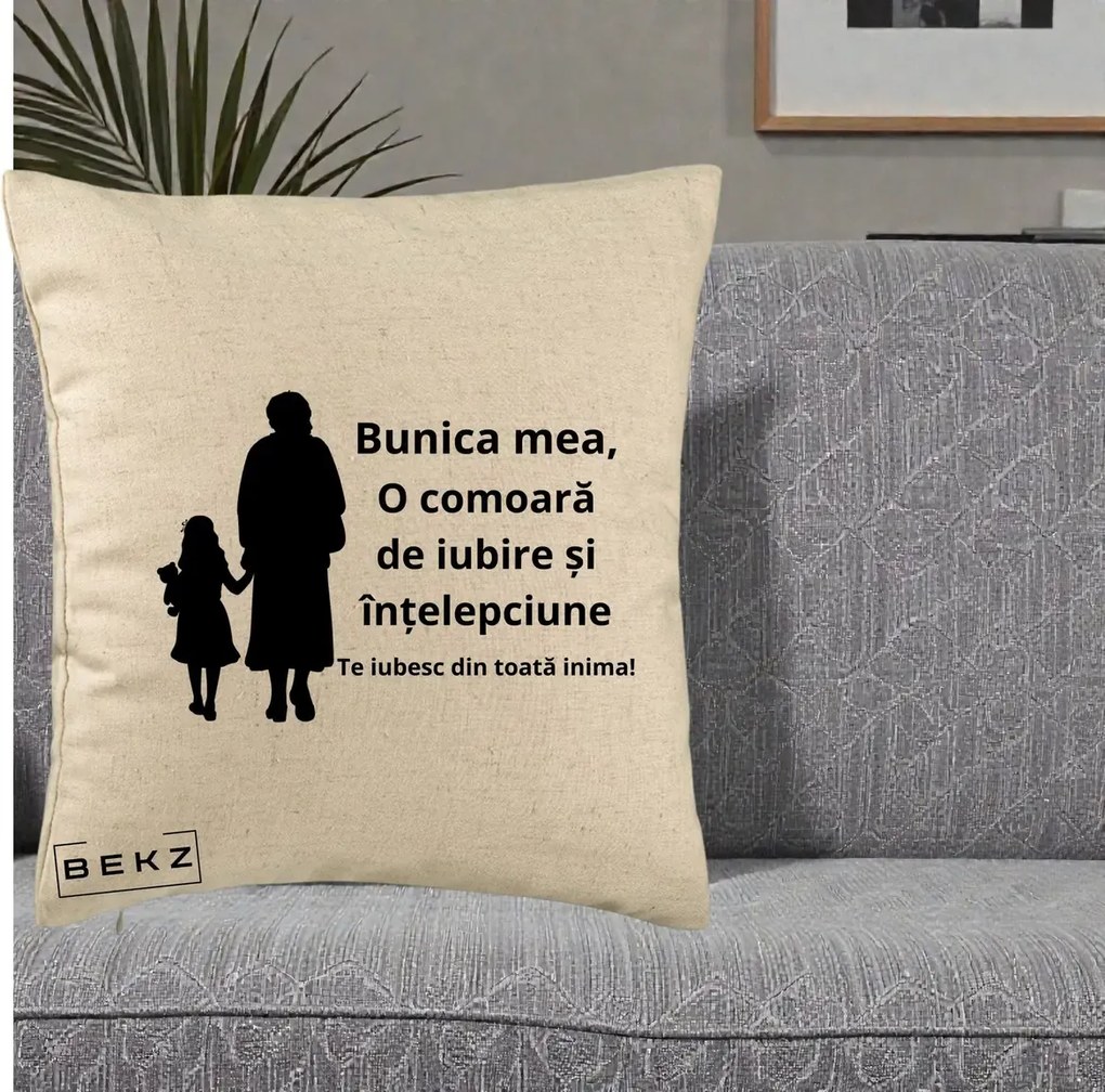 Cadou pentru Bunica - Perna Personalizata Bunica Mea Comoara Iubire Intelepciune Silueta, 40x40 cm, Bej, Husa Detasabila, Perna Inclusa, BEKZ®