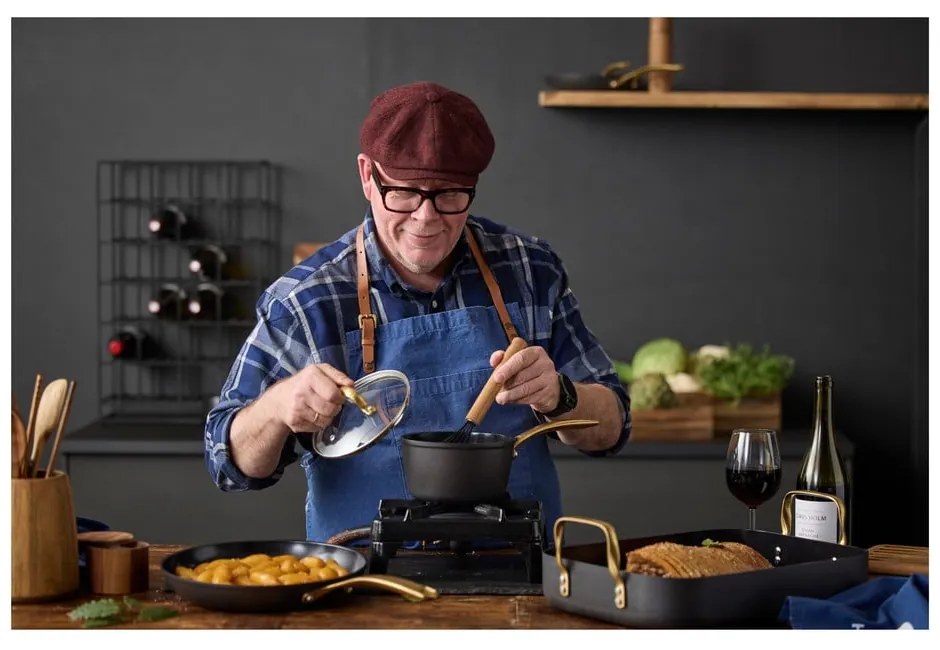 Tigaie cu suprafață antiaderentă din aluminiu ø 28 cm – Holm