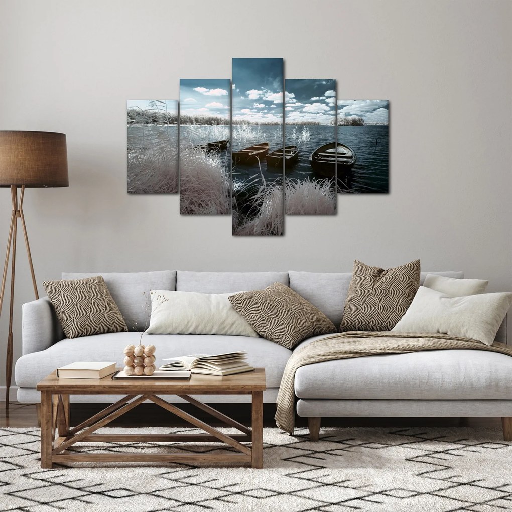 Tablou - Bărci de lemn pe lac (150x105 cm)