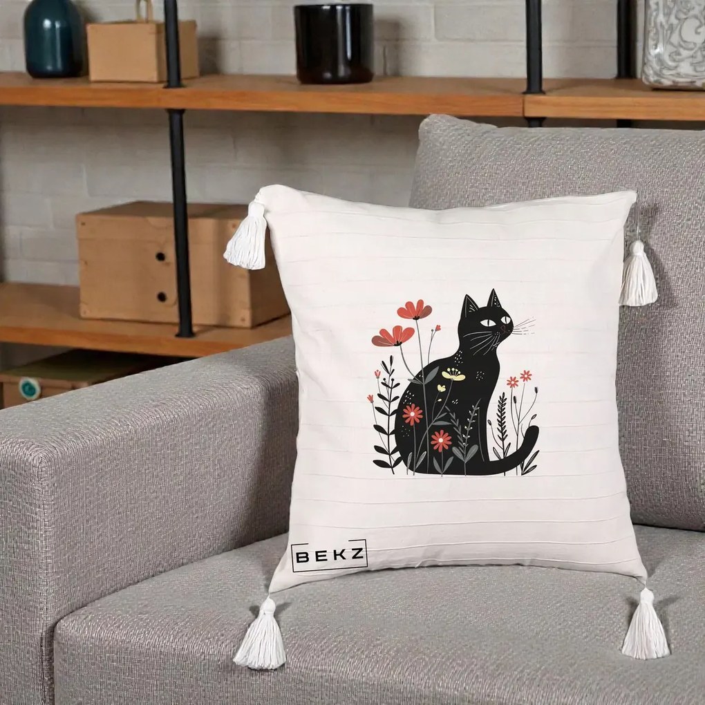Perna Decorativa Pisica Neagra Flori Rosii Folk, 40x40 cm, Bej cu Franjuri, Husa Detasabila, Perna Inclusa, BEKZ®
