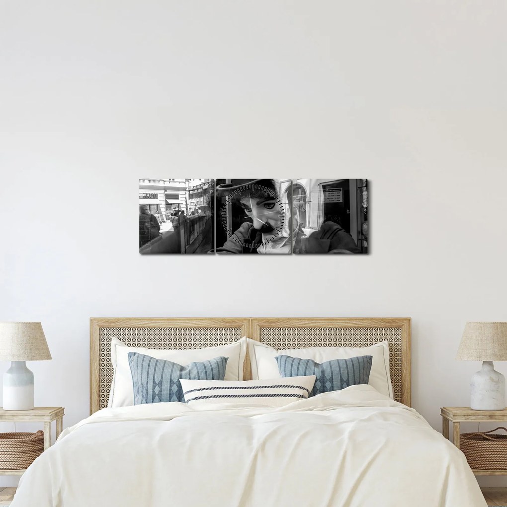 Tablou - Charles Chaplin la Praga (cu ceas) (90x30 cm)