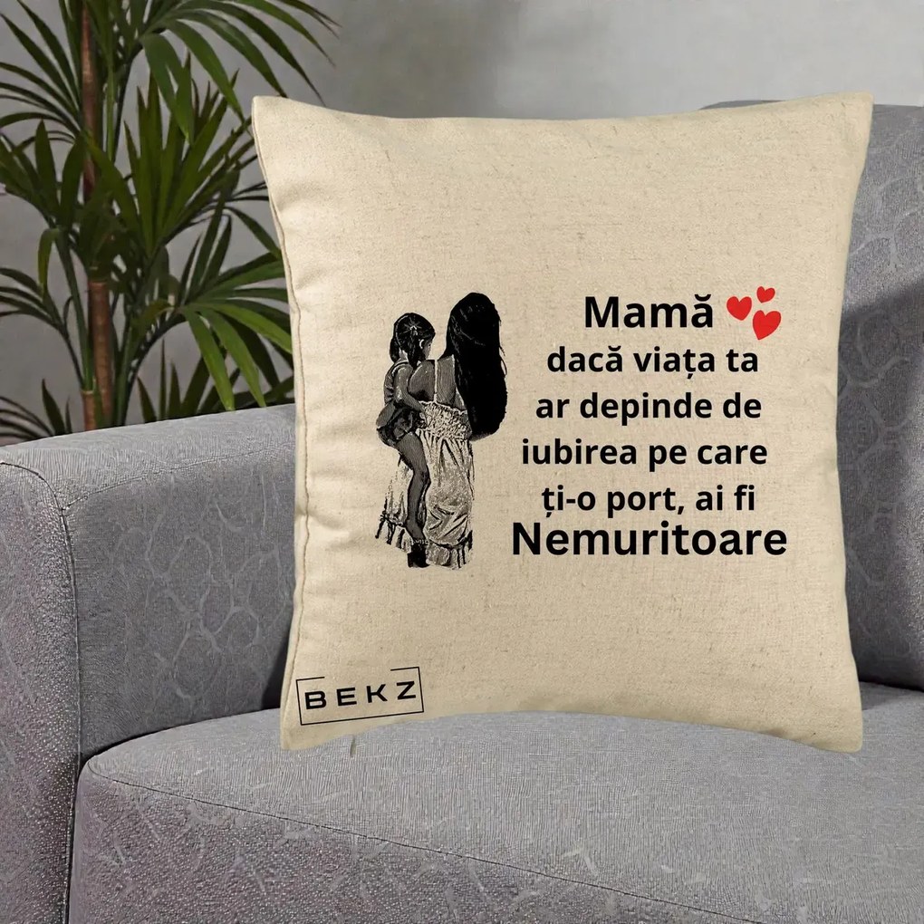 Cadou pentru Mama - Perna Personalizata Mama Nemuritoare Imbratisare, 40x40 cm, Bej, Husa Detasabila, Perna Inclusa, BEKZ®