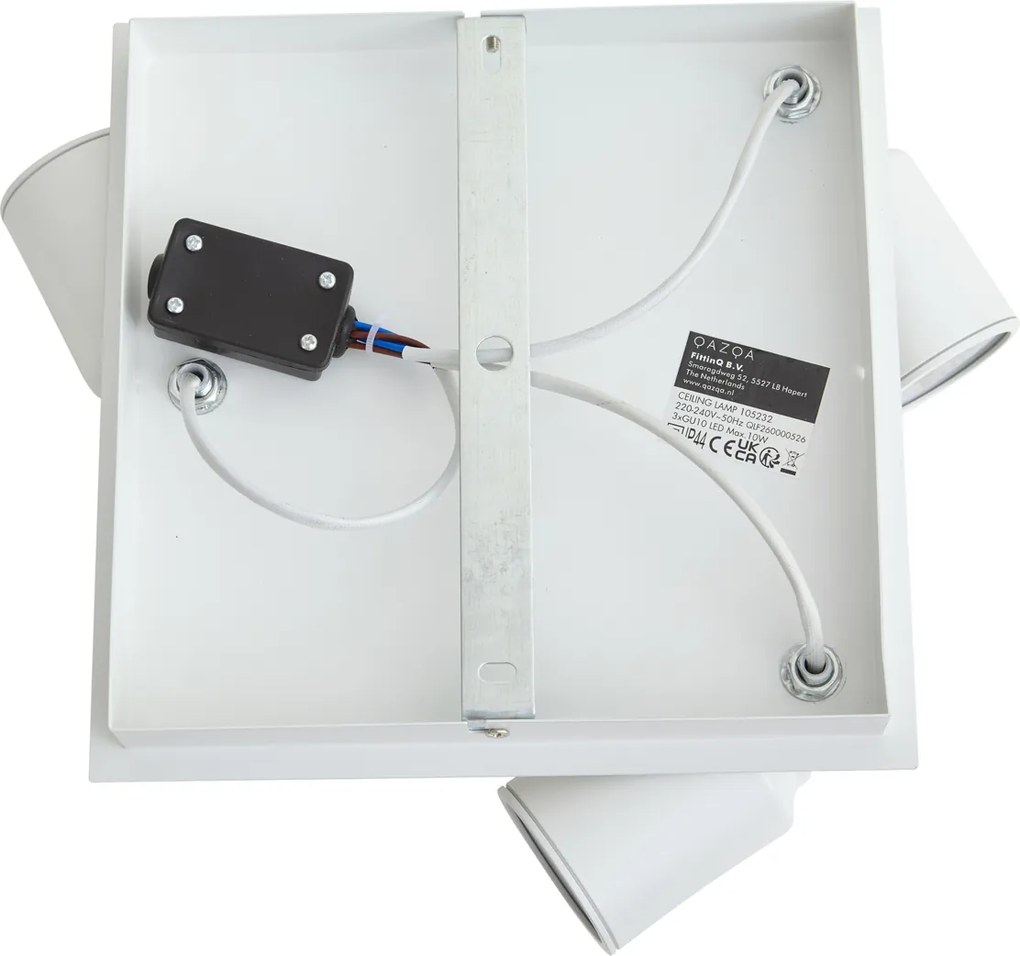 Spot de baie modern alb pătrat cu 3 lumini IP44 - Ducha
