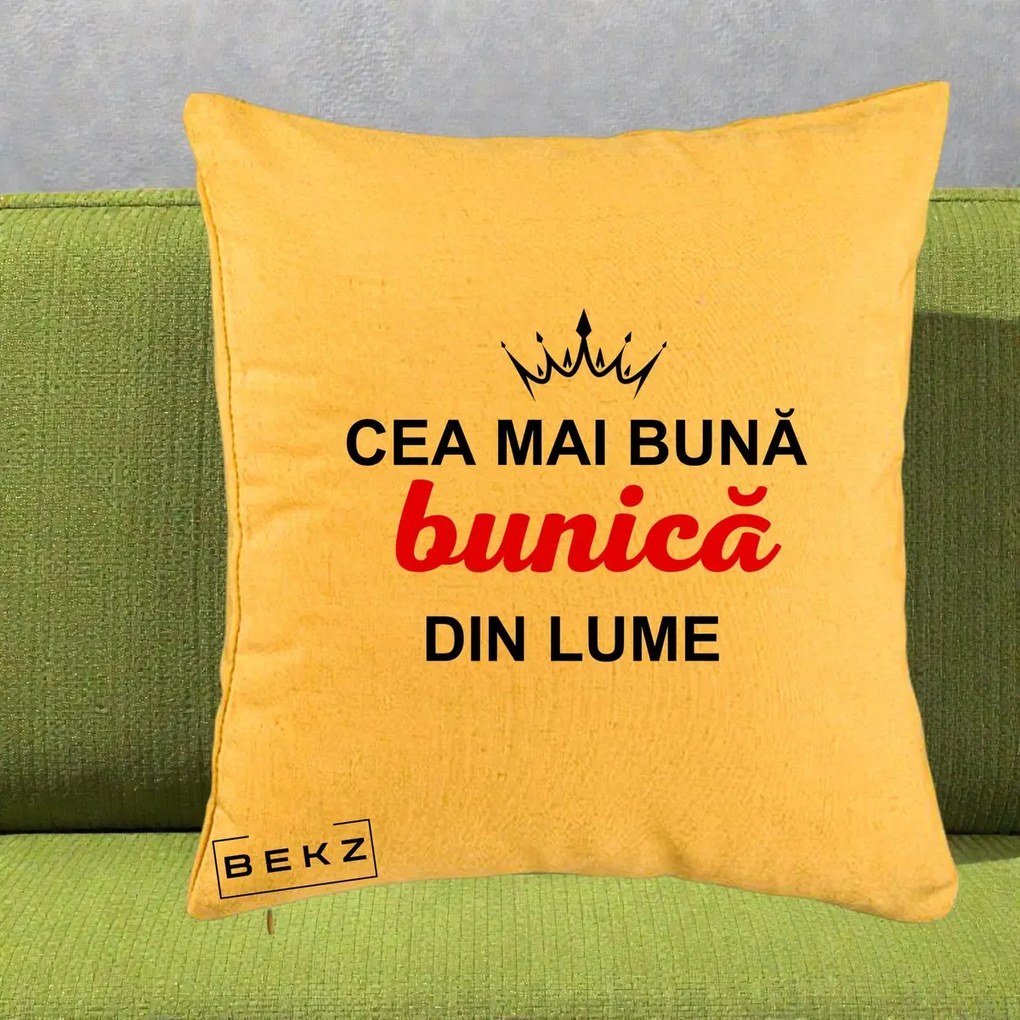 Cadou pentru Bunica - Perna Personalizata Cea Mai Buna Bunica Din Lume Coroana Neagra, 40x40 cm, Galben, Husa Detasabila, Perna Inclusa, BEKZ®