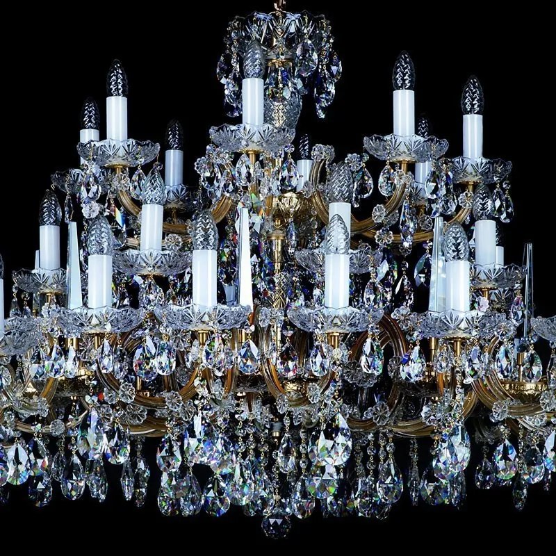 Candelabru Cristal Bohemia Exclusive 40 brate, diam.152cm MARIA TEREZIA 32 CE
