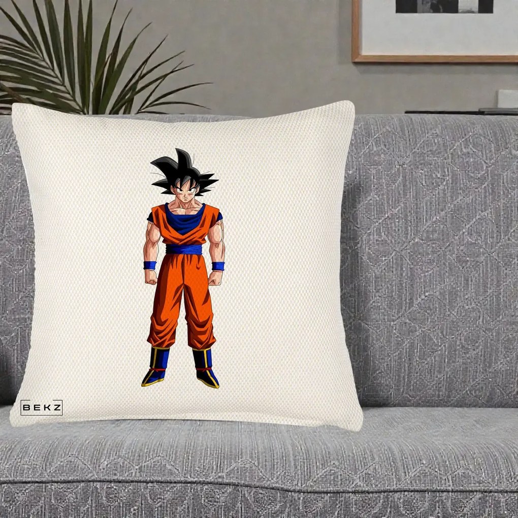 Perna Personalizata Dragon Ball Goku Complet in Gi Portocaliu, 40x40 cm, Crem Reliefat, Husa Detasabila, Perna Inclusa, BEKZ®
