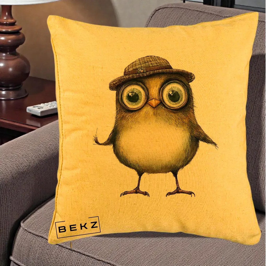Perna Decorativa Pui Intelectual cu Palarie Tweed, 40x40 cm, Galben, Husa Detasabila, Perna Inclusa, BEKZ®