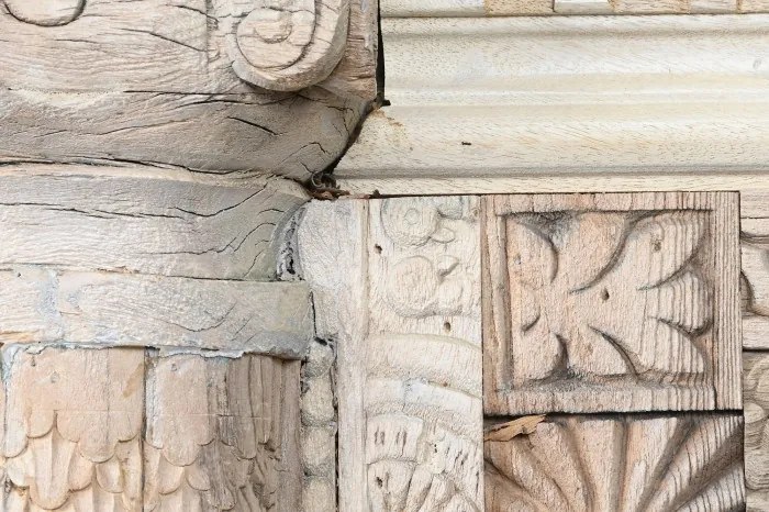 Consola sculptata, natur, din lemn de mango, Emperia