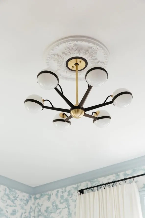 Candelabru design contemporan ACE, cu 6 surse de lumina