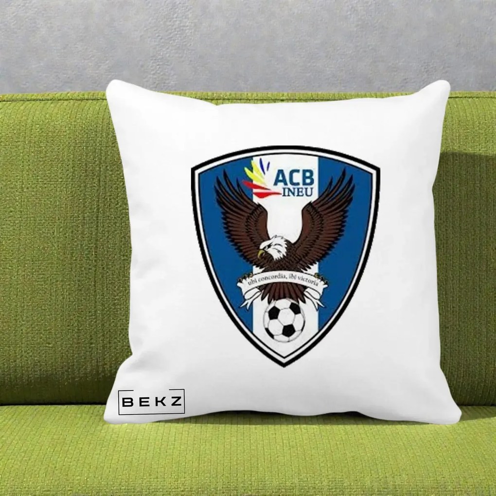 Perna Personalizata ACB Ineu Fotbal, 40x40 cm, Alba Mata, Husa Detasabila, Perna Inclusa, BEKZ®